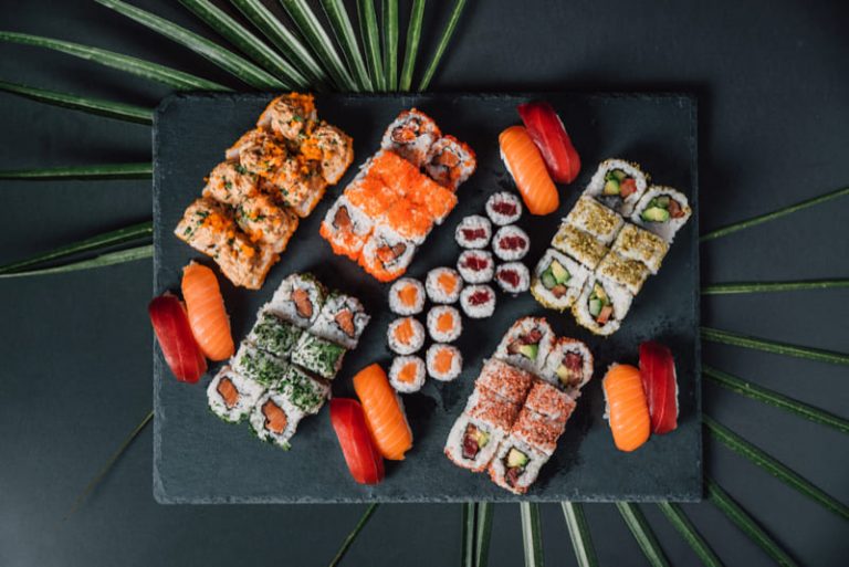 Sushi y 10 comidas típicas de Japón que se comen en México